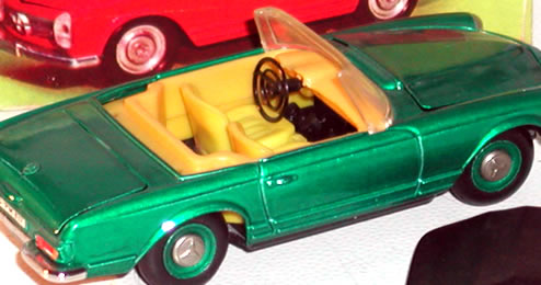 ミニカー MERCURY Art.36 MERCEDES BENZ 230SL 1/18 Norev Mercedes-Benz Mercedes 1963 230SL 230 SL (Gold